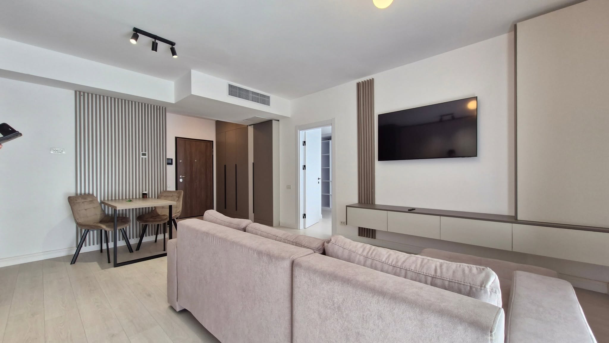 Mobilier la comandă integral — Apartament 2 camere, Mtm Pipera Lake — fotografia 3